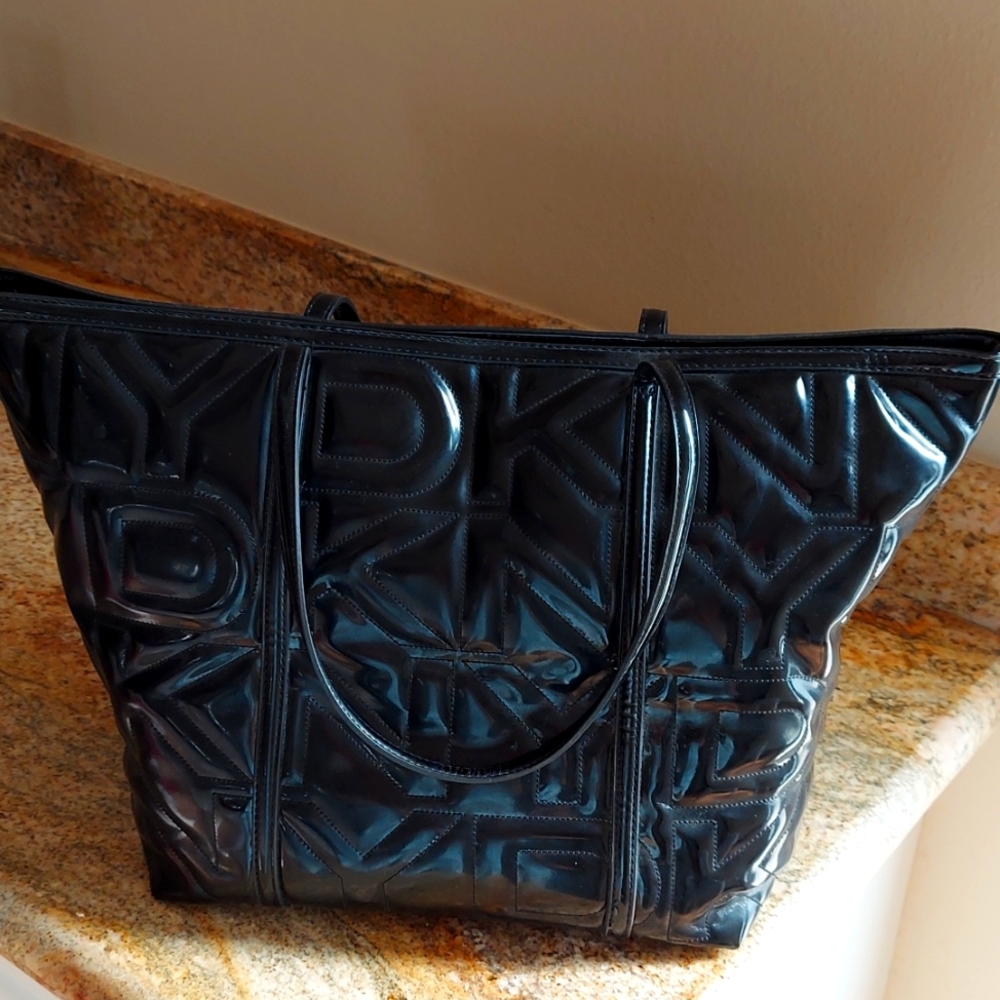DKNY purse